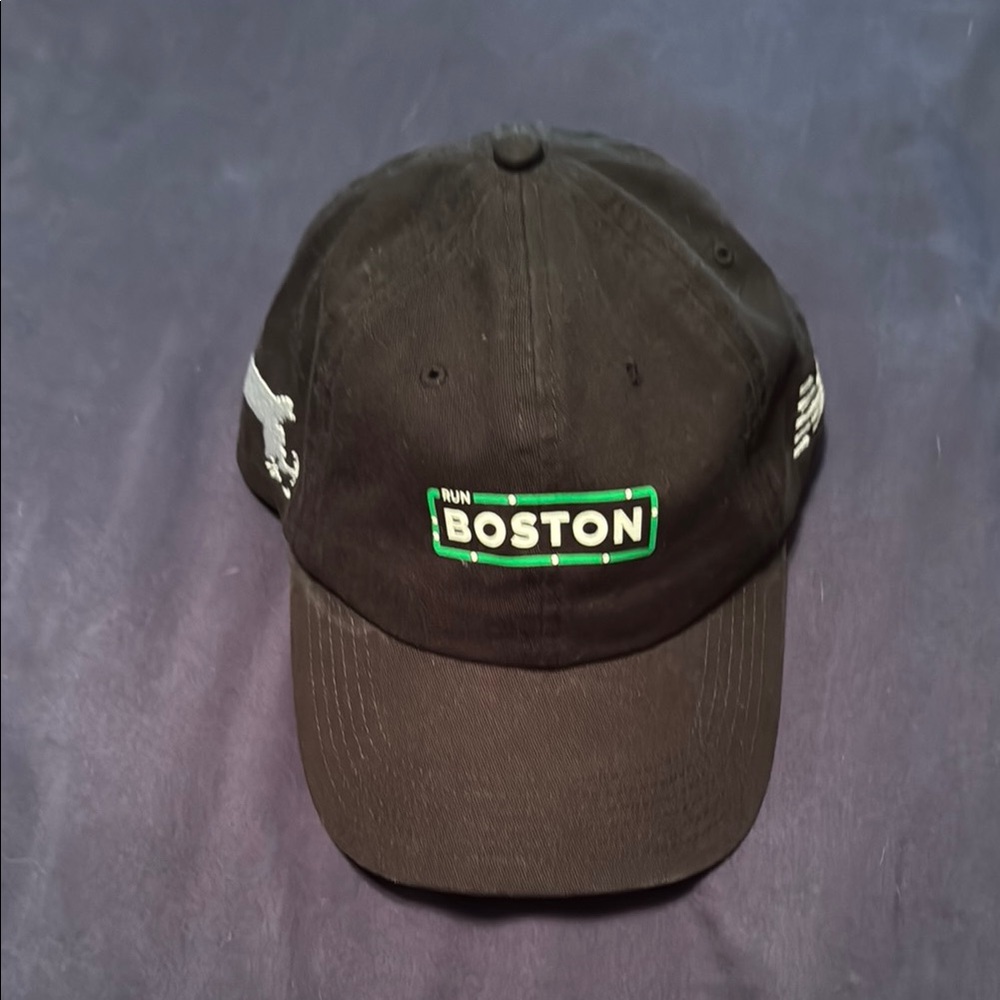 Run Boston Black Cap